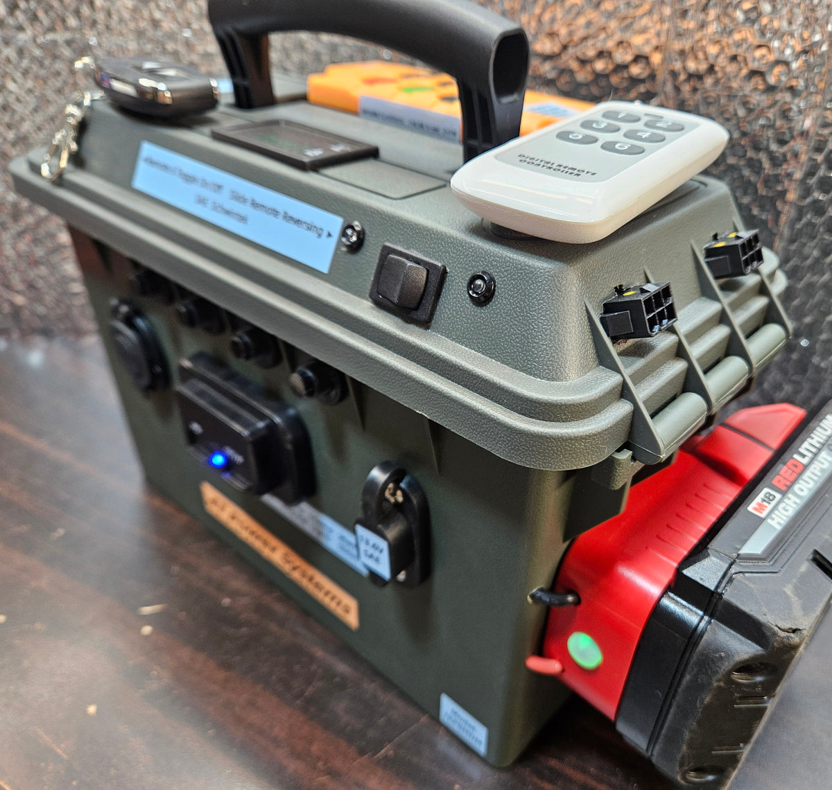 RV Tech Medium Duty Remote Controlled RV Trailer Lights, electric Brake and slide control Milwaukee M18