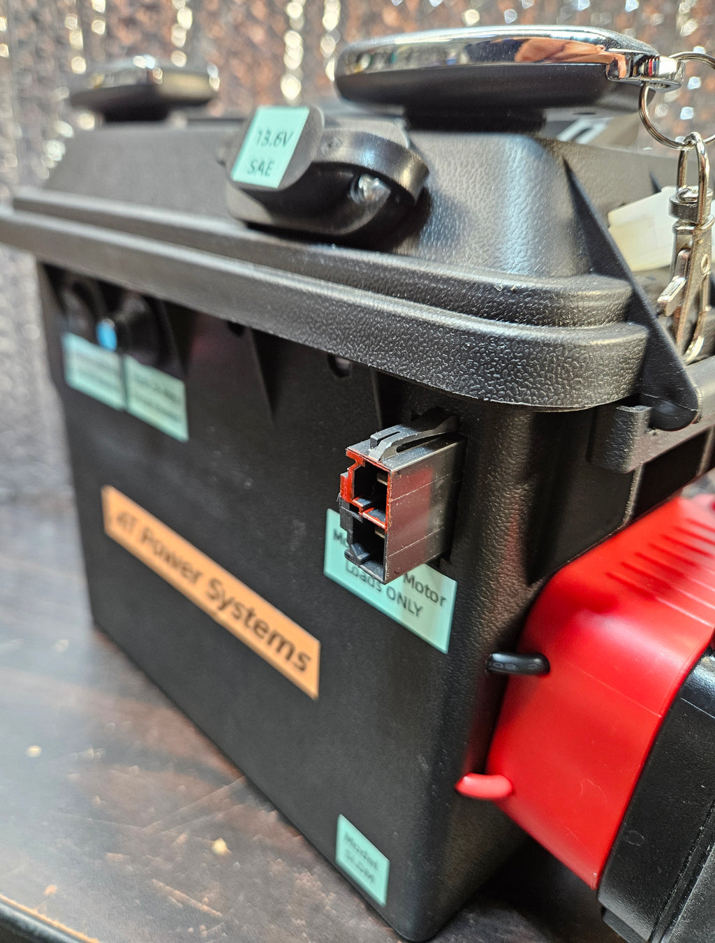 RV Slide Out Emergency Bypass Remote Control Cable-Schwintek-Through Frame Milwaukee M18