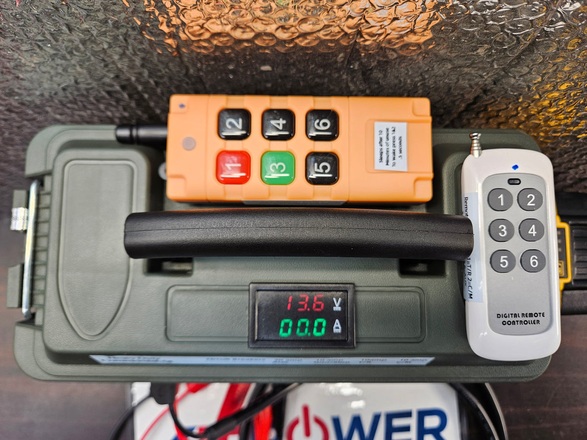 Remote Control "Heavy Duty" Commercial / Ag Semi Trailer Lights Tester 7-Pin & Power Bank DeWalt XR 20V