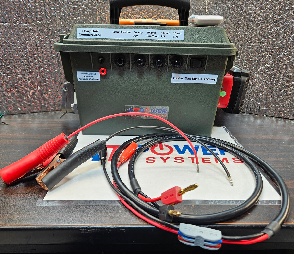 Remote Control "Heavy Duty" Commercial / Ag Semi Trailer Light Tester 7-Pin & Power Bank Milwaukee M18